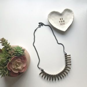 Express necklace